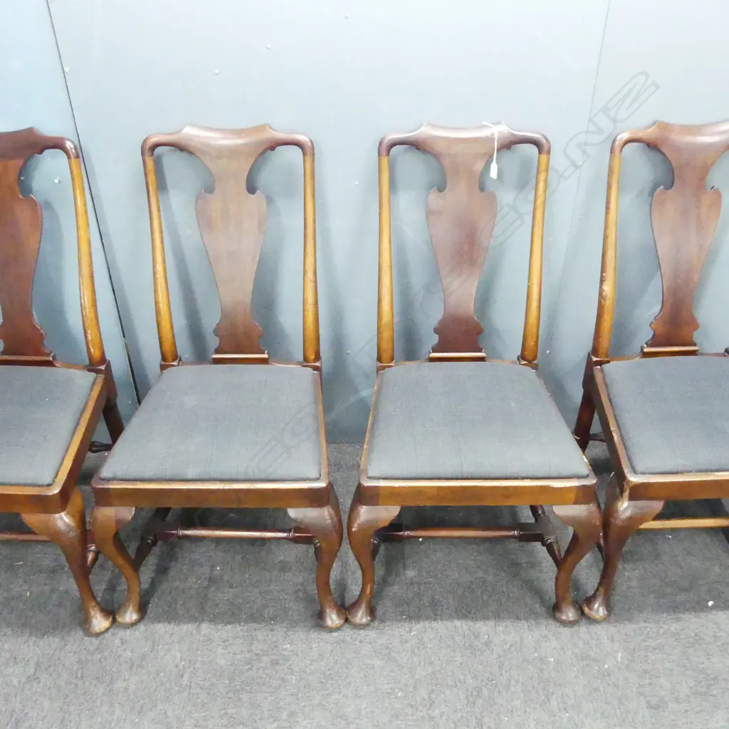 4 MAHOGANY QUEEN ANNE STYLE SIDE CHAIRS Image 1++