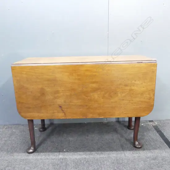GEORGE III FADED WALNUT DROPLEAF TABLE 1130x980x710mm