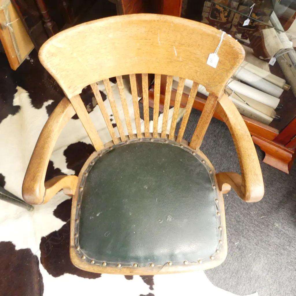 c.1910 OAK STICK BACK SWIVEL OFFICE CHAIR Image 1++