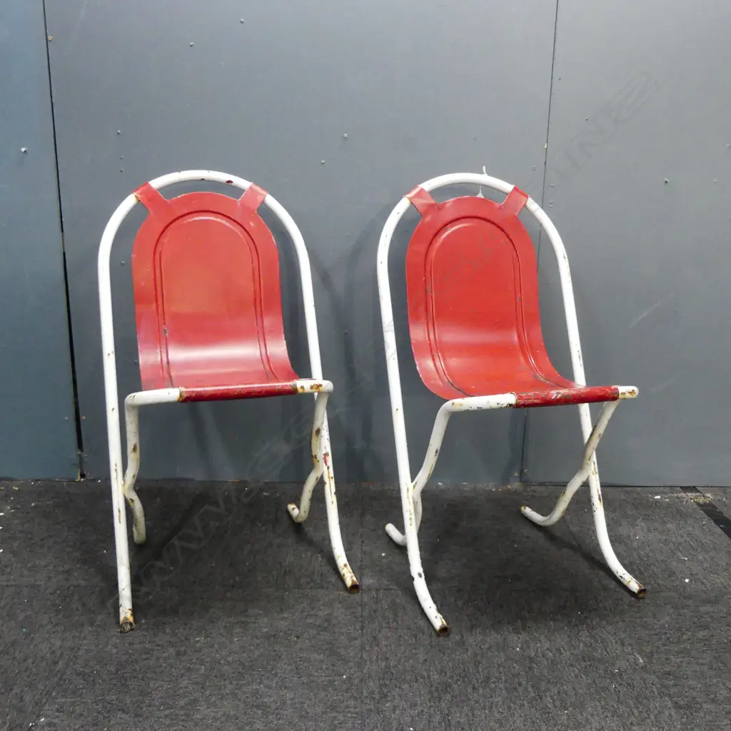 2 VINTAGE STAK-A-BYE? RED & WHITE METAL CHAIRS Image 1++