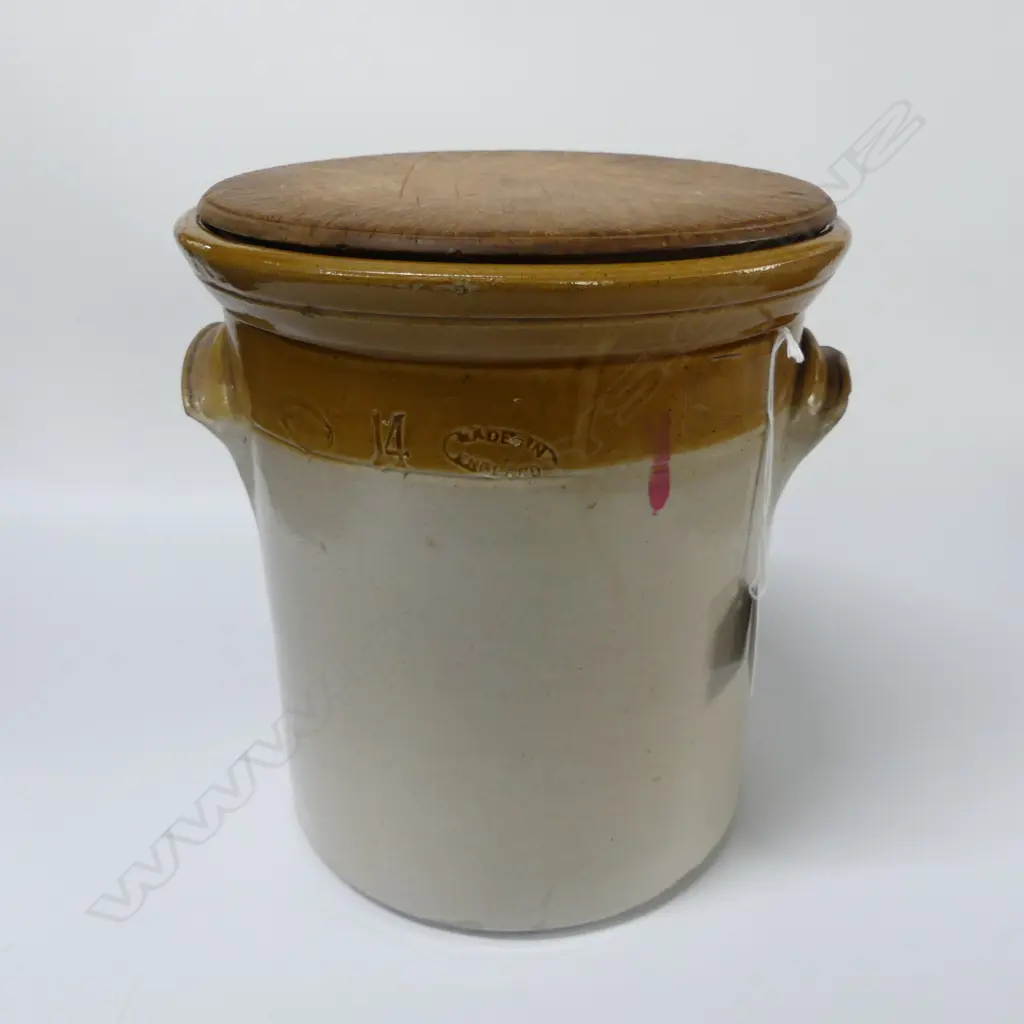 ENGLISH CROCK w. WOODEN LID H.250mm Image 1++
