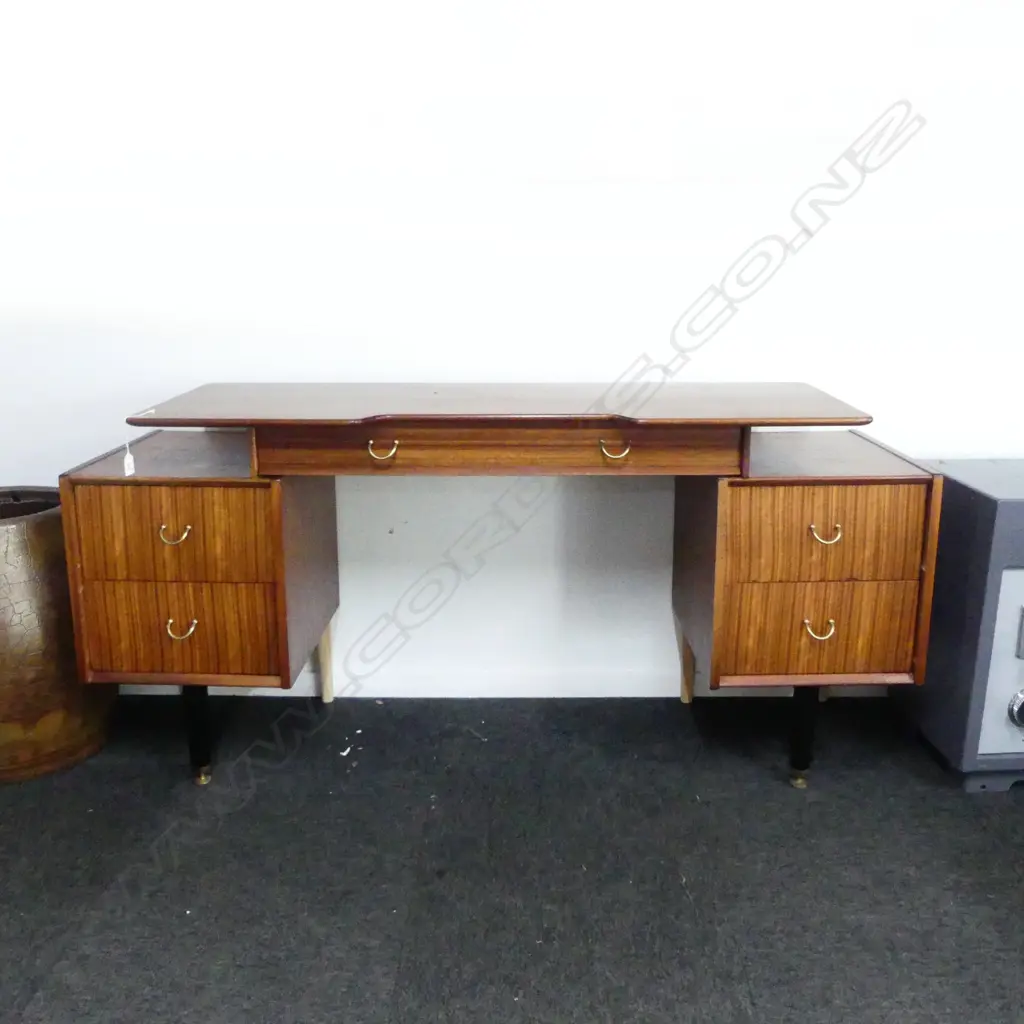 G PLAN DESK 1540x540x740mm Image 1++