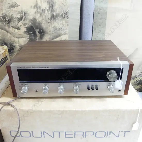 VINTAGE PIONEER STEREO RECEIVER MODEL SX-424