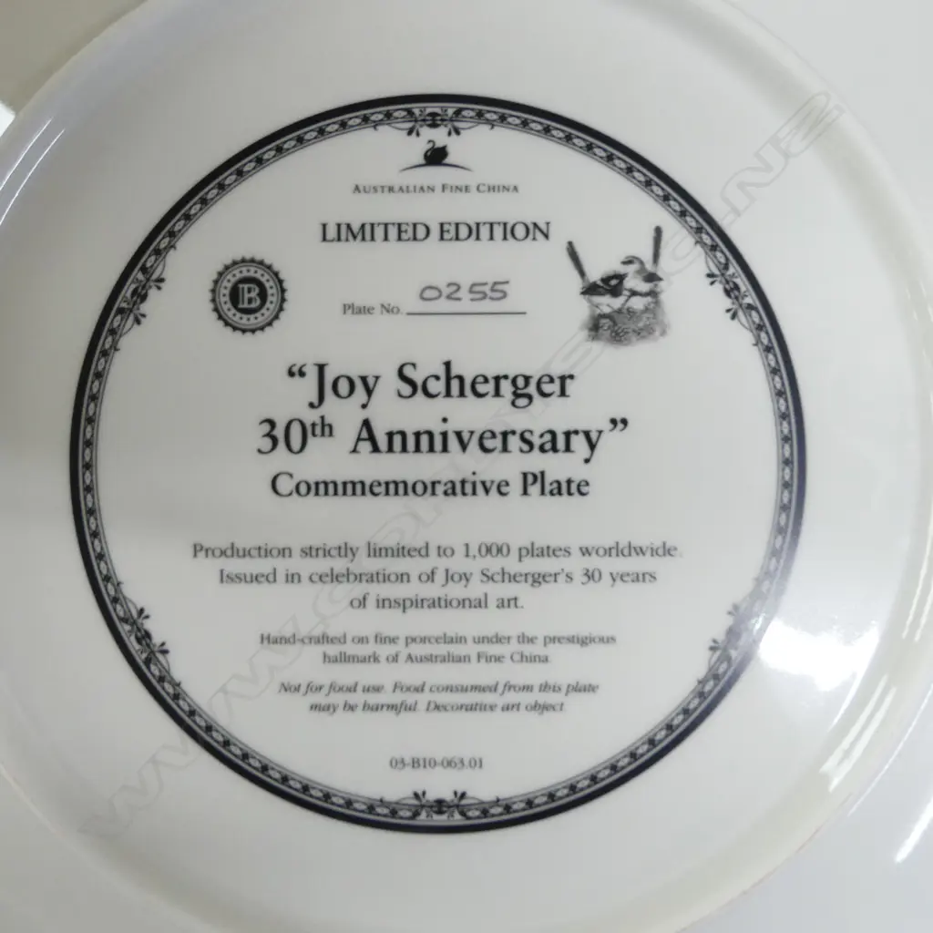 THE BRADFORD EXCHANGE 'JOY SHERGER 30th ANNIVERSARY' COMM. PLATE Dia.305mm w. CERTS AND SIGNED BOOKLET Image 1++