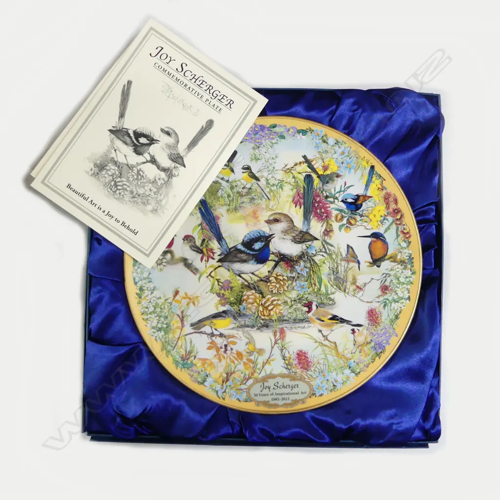THE BRADFORD EXCHANGE 'JOY SHERGER 30th ANNIVERSARY' COMM. PLATE Dia.305mm w. CERTS AND SIGNED BOOKLET Image 1++