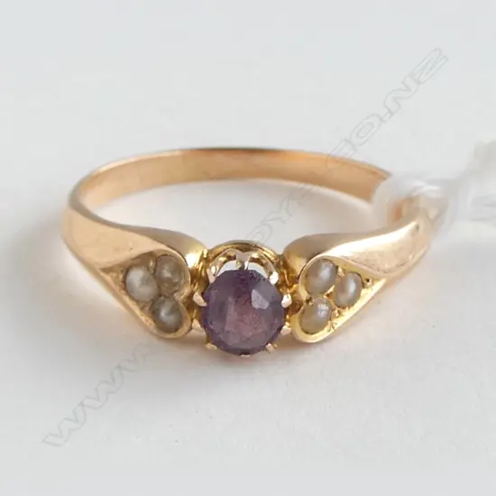 9CT ROSE GOLD AMETHYST AND PEARL RING 2.32gm SIZE L (Wear to stone)