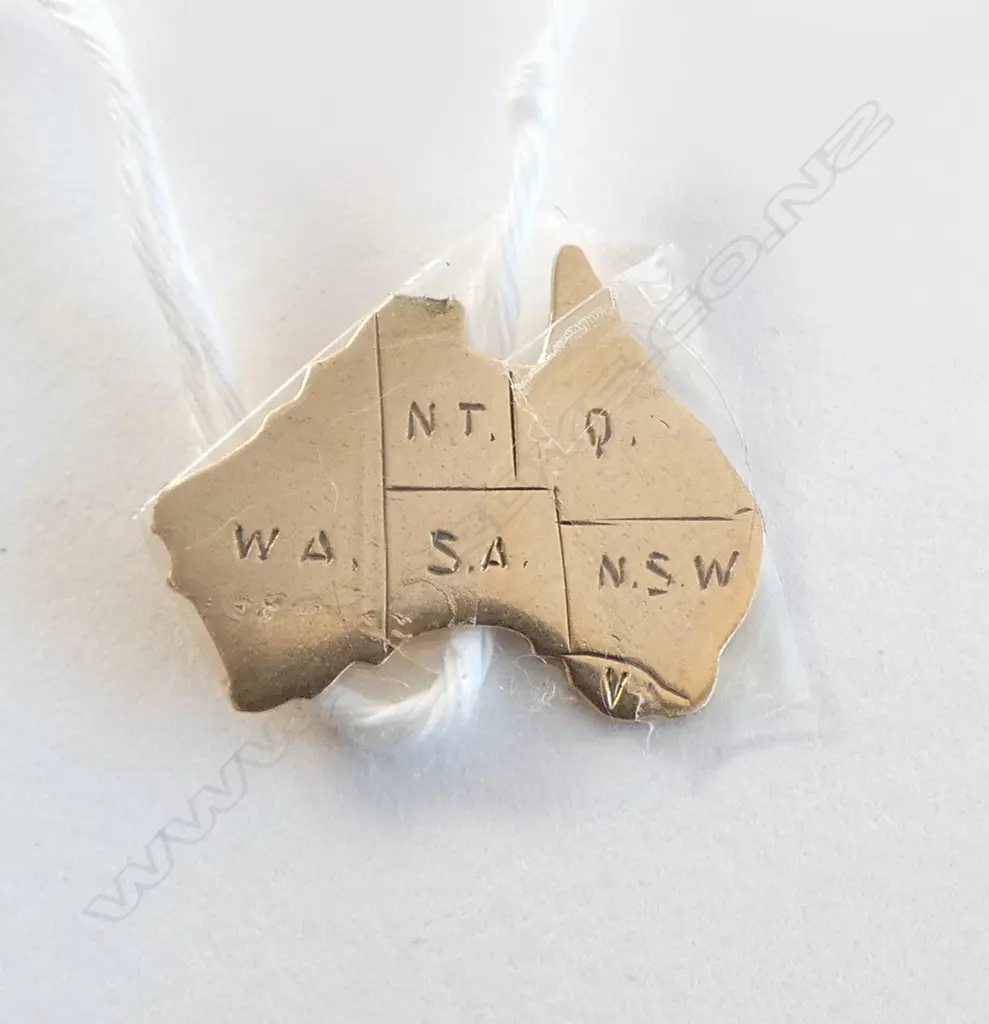 9CT MAP OF AUSTRALIA, 1.35gms Image 1++