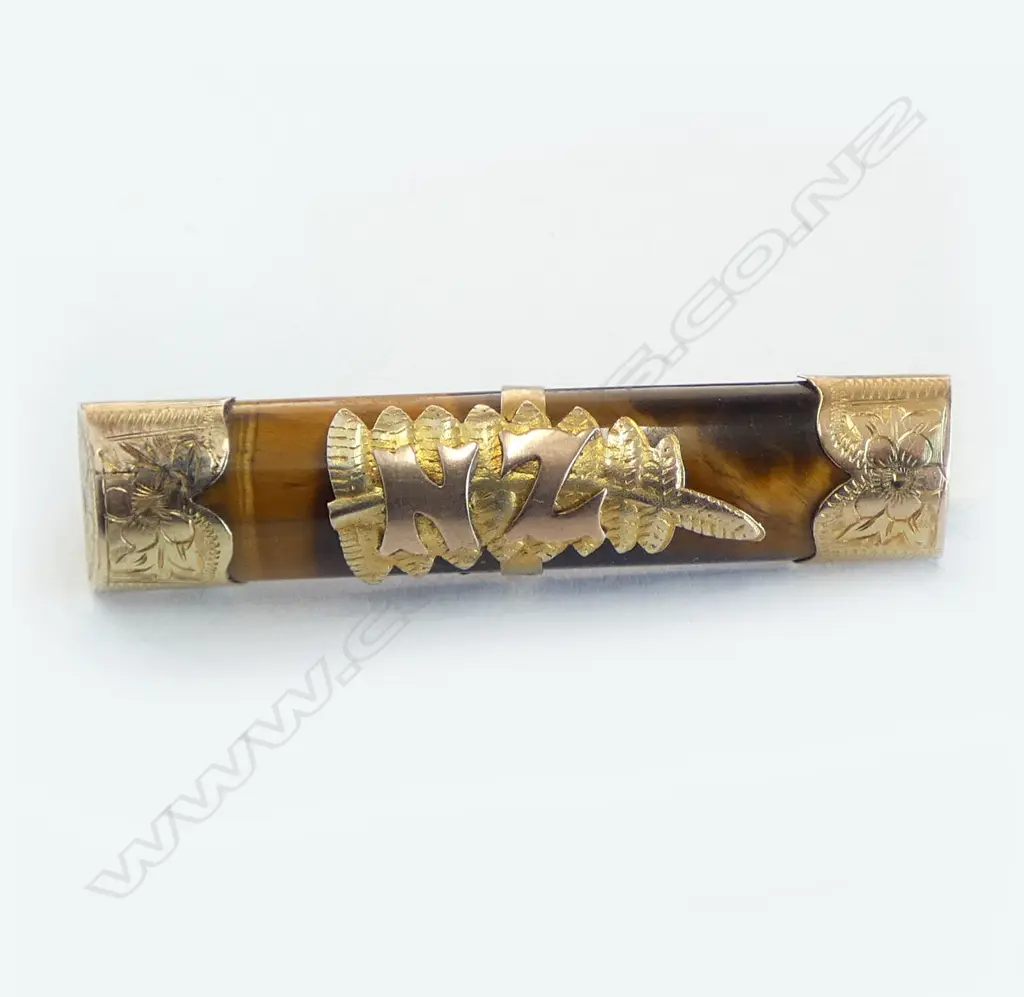 NZ COLONIAL TIGERS EYE BROOCH w 9ct GOLD MOUNTS Image 1++