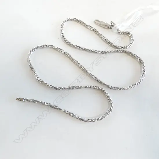18CT WG CHAIN, L.420mm 4.8gms clasp faulted 42cm