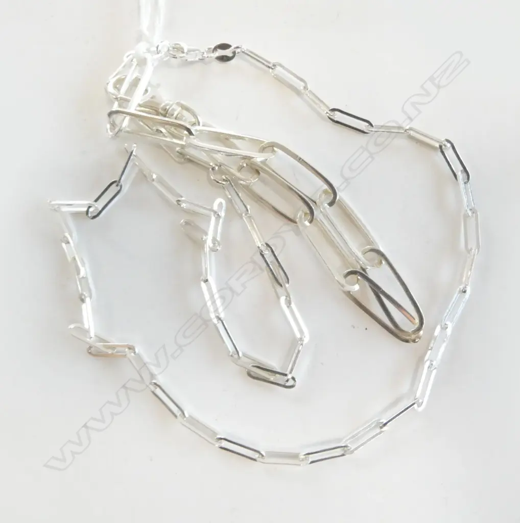 SILVER PAPER CLIP STYLE NECKLACE & BRACELET, new Image 1++