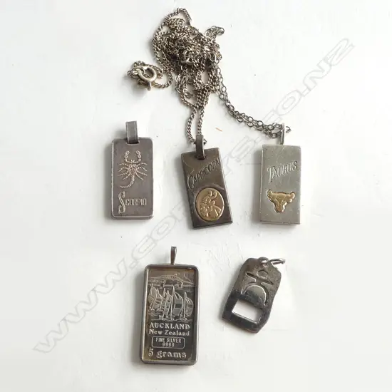 ASSORTED SILVER INGOTS AND CHAINS 26gm