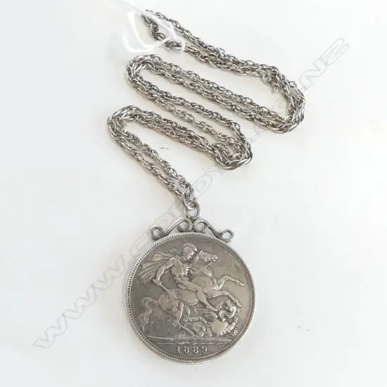 QUEEN VICTORIA 1889 SILVER CROWN PENDANT  on SILVER CHAIN, L.60cm, 40.5gm