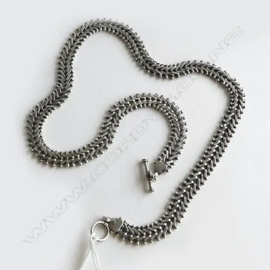 SILVER NECKLACE 39gm