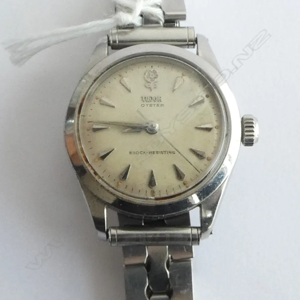 VINTAGE  TUDOR OYSTER WRIST WATCH, RUNNING Image 1++