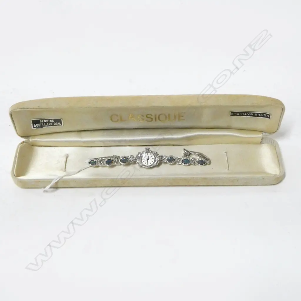 MID CENTURY CLASSIQUE VINTAGE S/SILVER & OPAL LADIES WRIST WATCH IN ORIGINAL BOX Image 1++