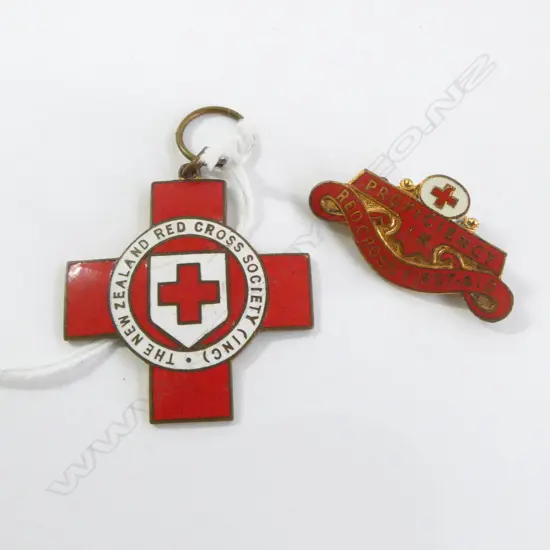 2 RED CROSS BADGES 40x40mm