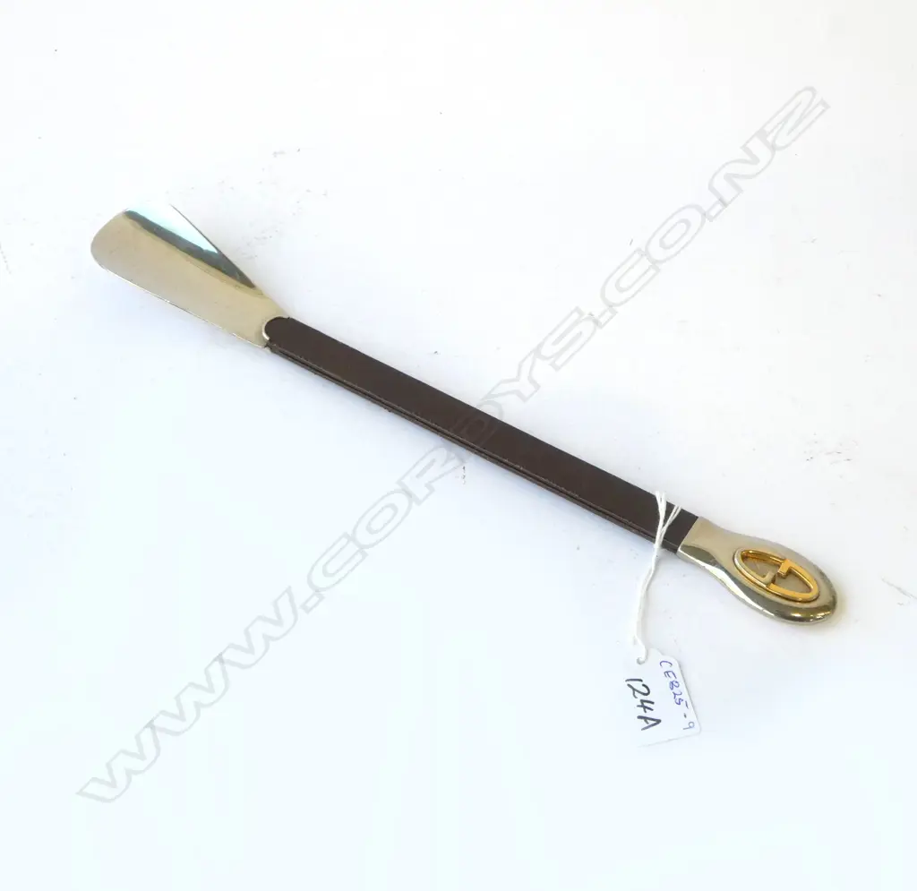 GUCCI SHOE HORN retail approx $700NZ Image 1++
