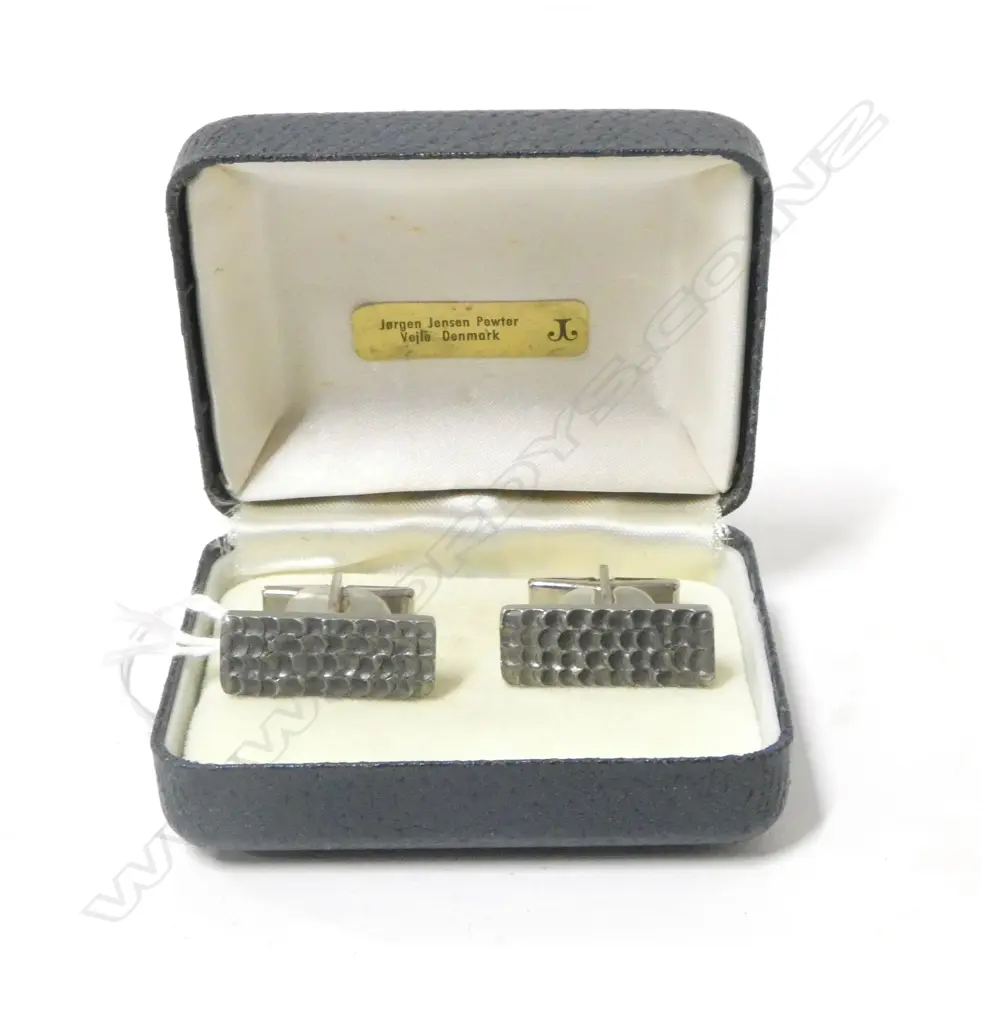 CASED SET MID CENTURY CUFFLINKS BY JORGE JENSON Image 1++
