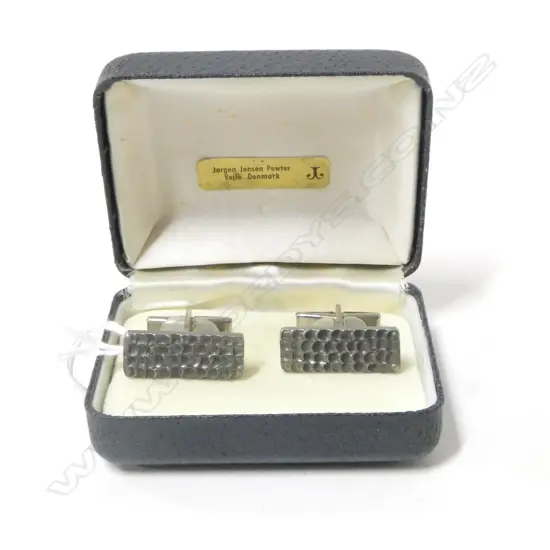 CASED SET MID CENTURY CUFFLINKS BY JORGE JENSON
