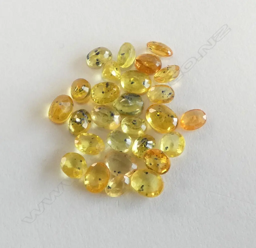 10CT SMALL OVAL YELLOW SAPPHIRES - 3x5mm INCLUSIONS Image 1++