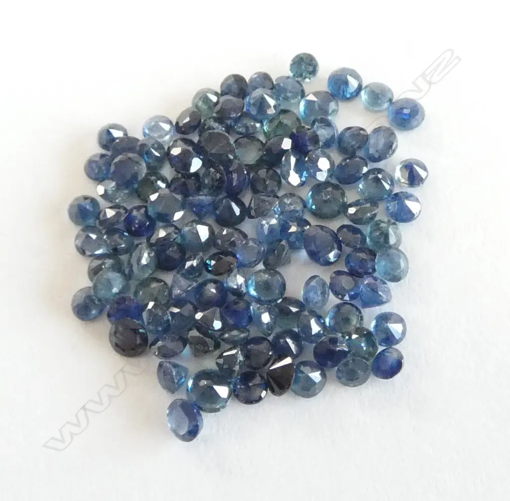10CT SMALL ROUND SAPPHIRES - 3mm Image 1++