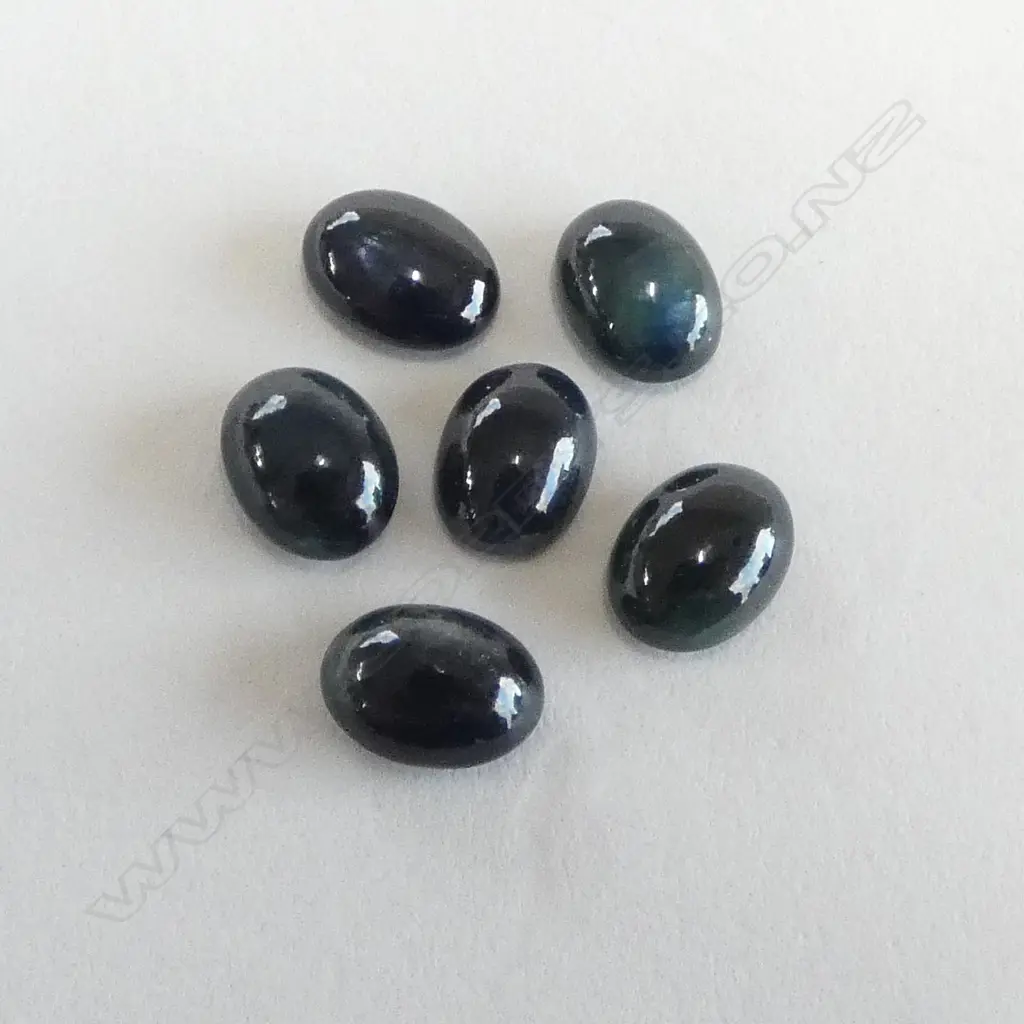 10ct DEEP BLUE SAPPHIRE CABOCHONS, 8x6mm Image 1++