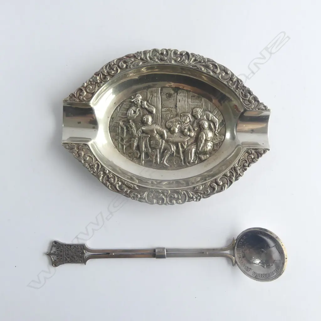 DUTCH SILVER ASHTRAY & COIN SPOON 56GMS Image 1++