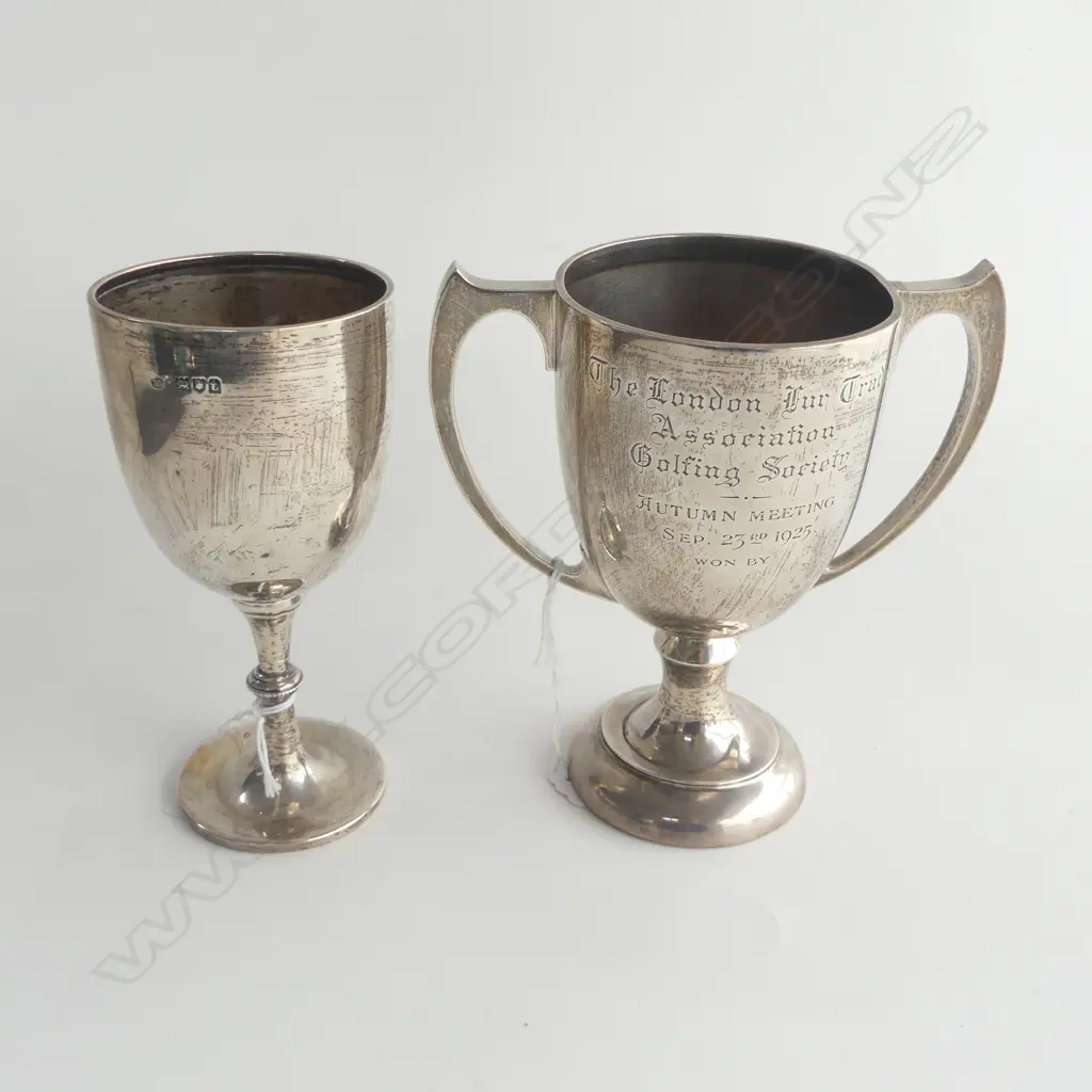 STG SILVER TROPHY 'THE LONDON FUR TRADE ASSOCIATION GOLFING SOCIETY' - CUP AWARDED 1925, B'HAM 1923, 172gms FAULTS Image 1++