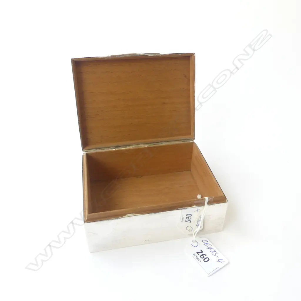 SILVER CASED CIGARETTE or CIGAR BOX 2 dents to lid. Cedar lined. Birmingham 19.. W.125mm Image 1++