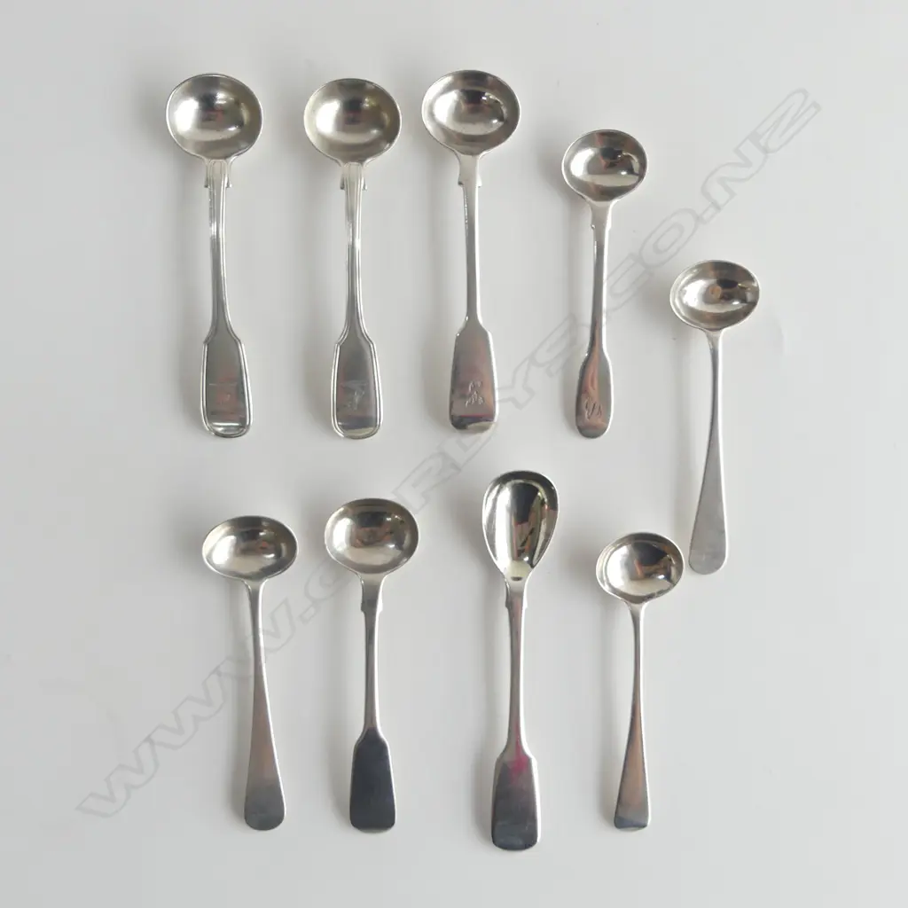 9 ANTIQUE STG SILVER SALT SPOONS, 124gms Image 1++