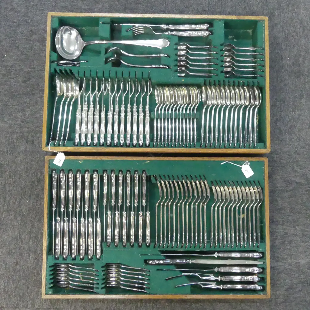 QUALITY VINTAGE SILVER PLATED CUTLERY 12 PL SETTING w SERVING & CARVING, JAMES DIXON & SONS SHEFFIELD Image 1++