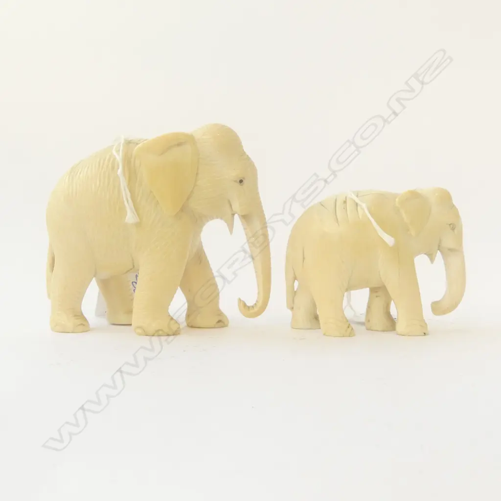 2 CARVED IVORY ELEPHANTS small faults tallest H.90mm Image 1++