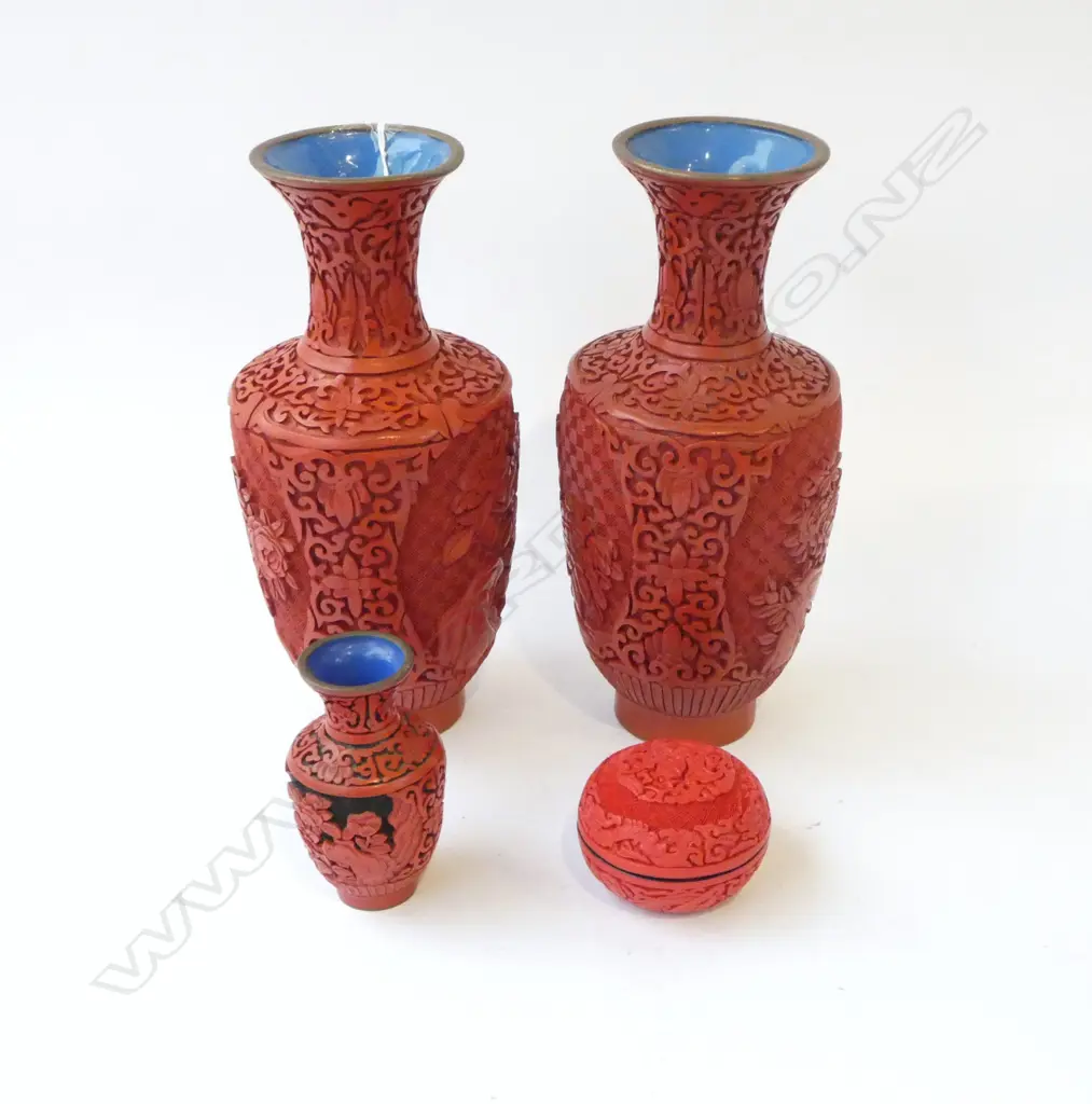 PR CINNABAR VASES H.250mm + 2 OTHER Image 1++