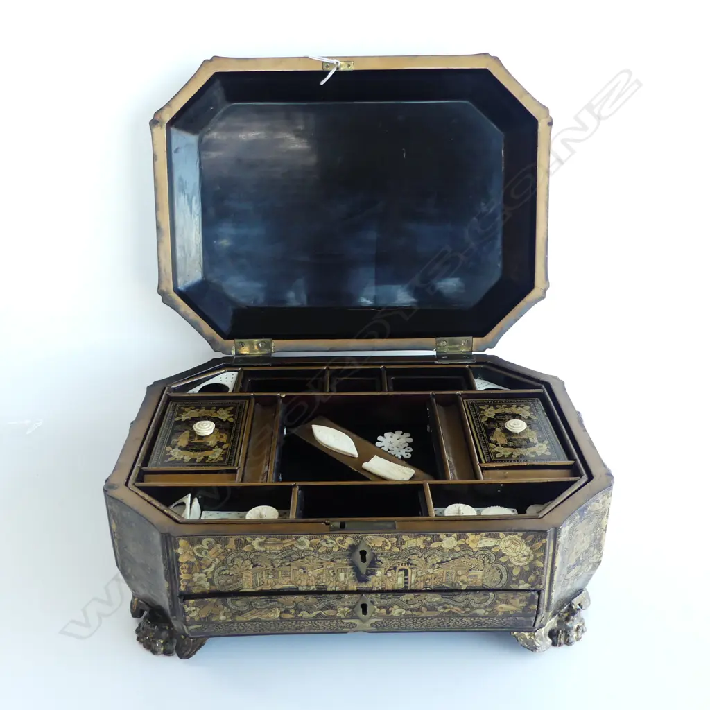 ANTIQUE ORIENTAL LACQUER SEWING BOX W.380mm FAULTS key not working for box Image 1++