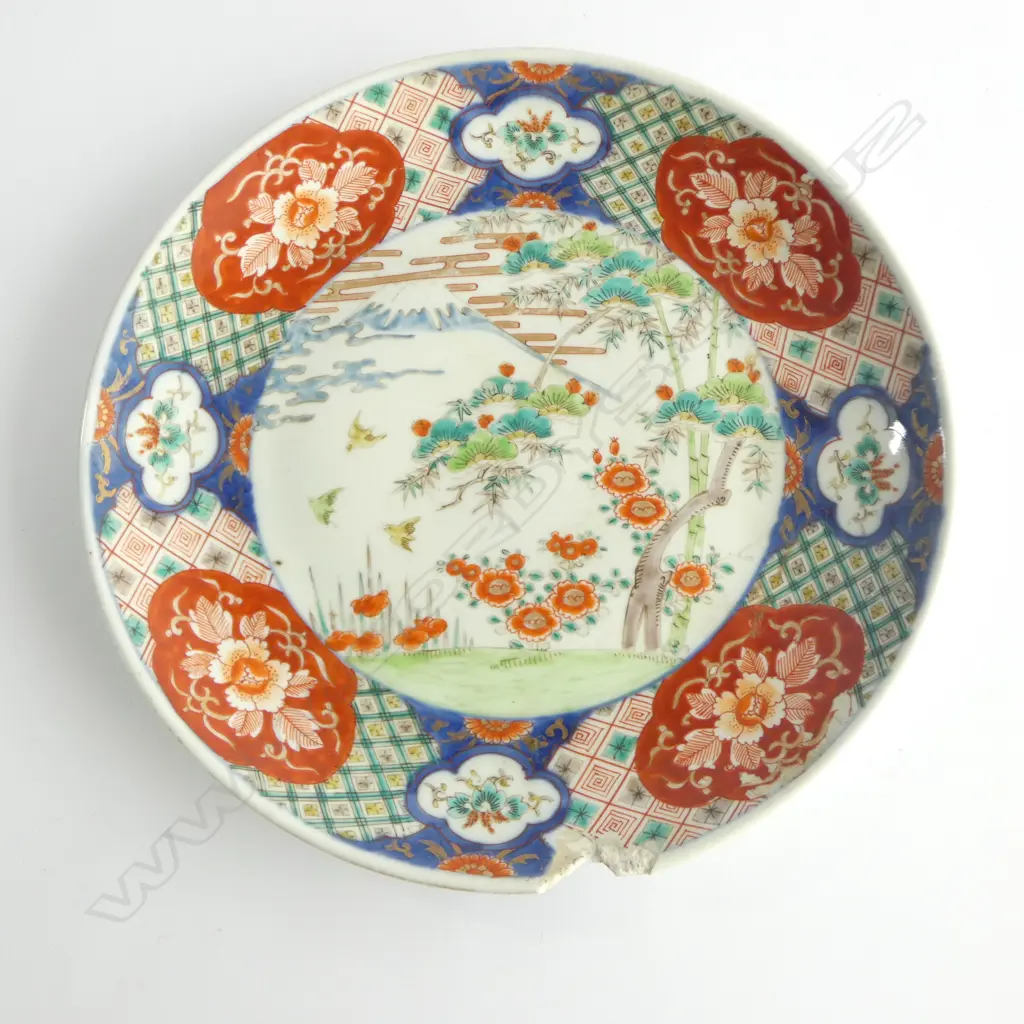 IMARI PLATE (LARGE CHIP) Dia.310mm Image 1++