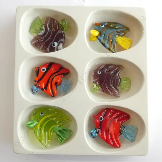 6 SMALL ART GLASS FISH ORNAMENTS H.33mm