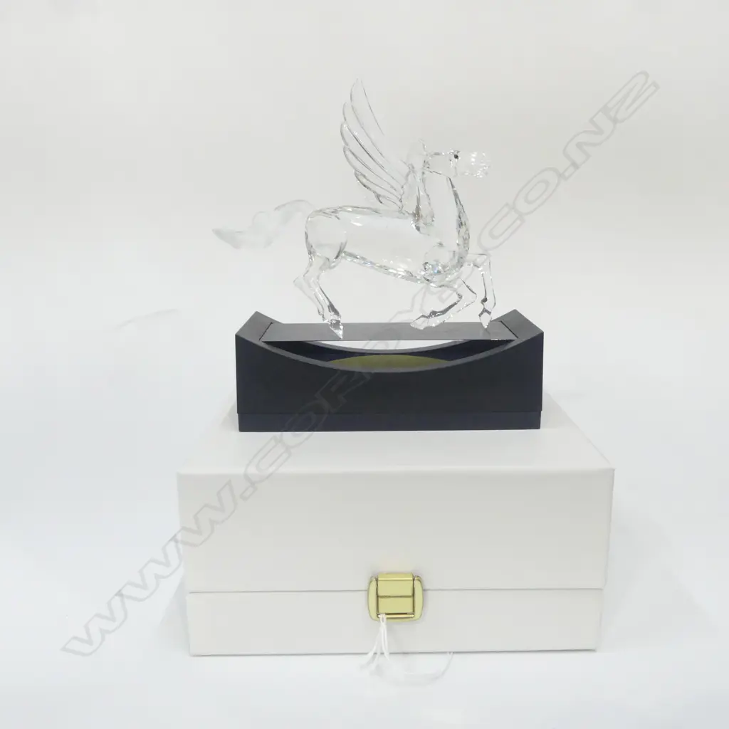 SWAROVSKI 'FABULOUS CREATURES' IL PEGASO, CASED & BOXED, WITH FAULTS H.120mm Image 1++