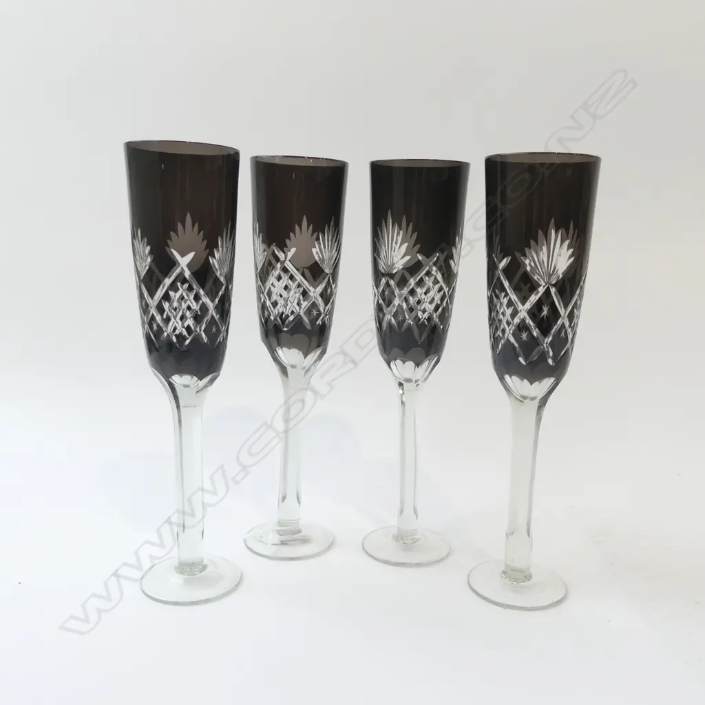 FOUR LONG STEM CUT GLASS FLUTES H.245mm Image 1++