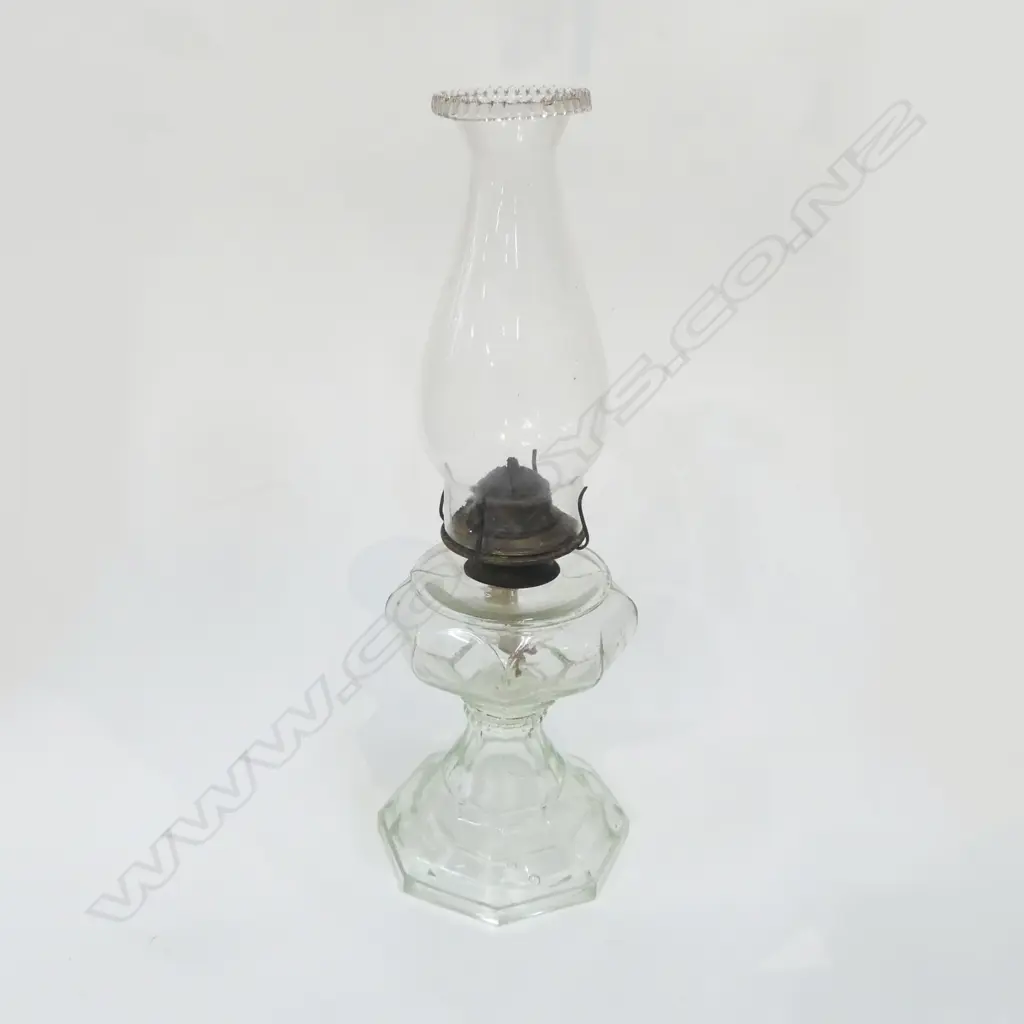 CLEAR GLASS KEROSENE LAMP H.425mm Image 1++