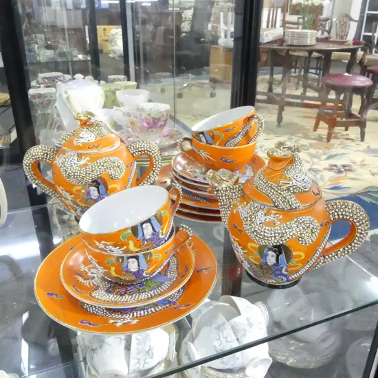 14 PCE ORIENTAL ORANGE SASTUMA TEA SET, 1 LID REPAIRED