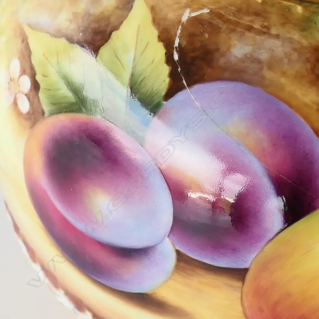 MODERN R.WORCESTER HANDPAINTED LIDDED POTPOURRI ON STAND by J. BOWMAN '1286 M/S' to base, H.315mm, crack to 1 side Image 1++