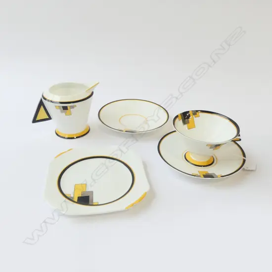 SHELLEY CHINA DECO CSP SPARE SAUCER & JUG