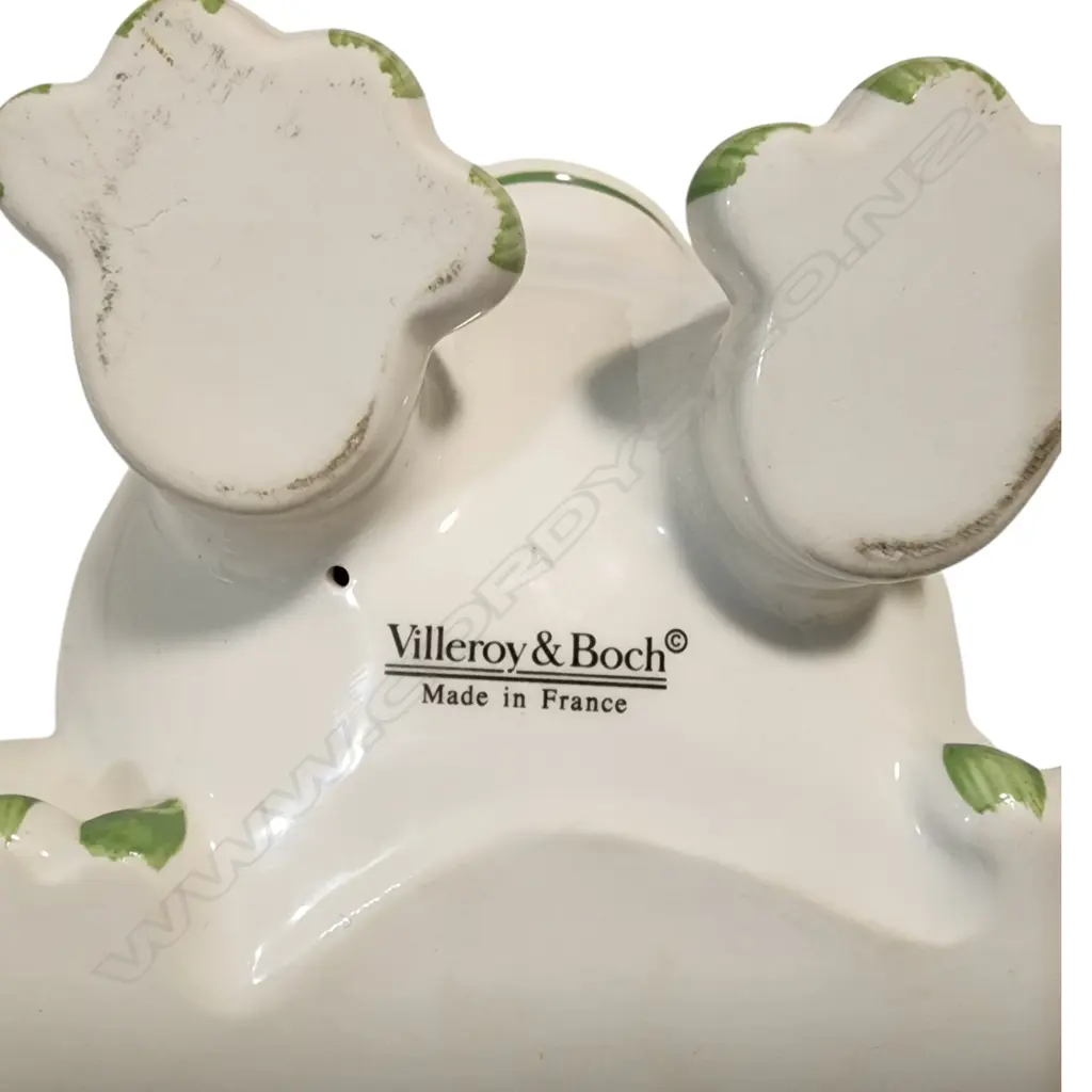 VILLEROY & BOCH ANIMAL PARK BENEDICT FROG - 150x150mm WITH FRIEND AND V & B ELEPHANT ROSEMARIE BENEDECT - 100x100mm Image 1++