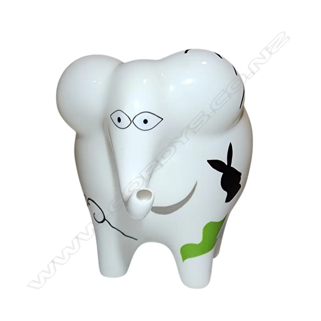 VILLEROY & BOCH ANIMAL PARK BENEDICT FROG - 150x150mm WITH FRIEND AND V & B ELEPHANT ROSEMARIE BENEDECT - 100x100mm Image 1++