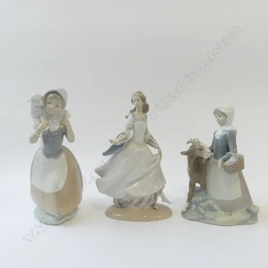 2 LLADRO FIGURES (FAULTS) + NAO FIGURE GIRL & LAMB H.260mm