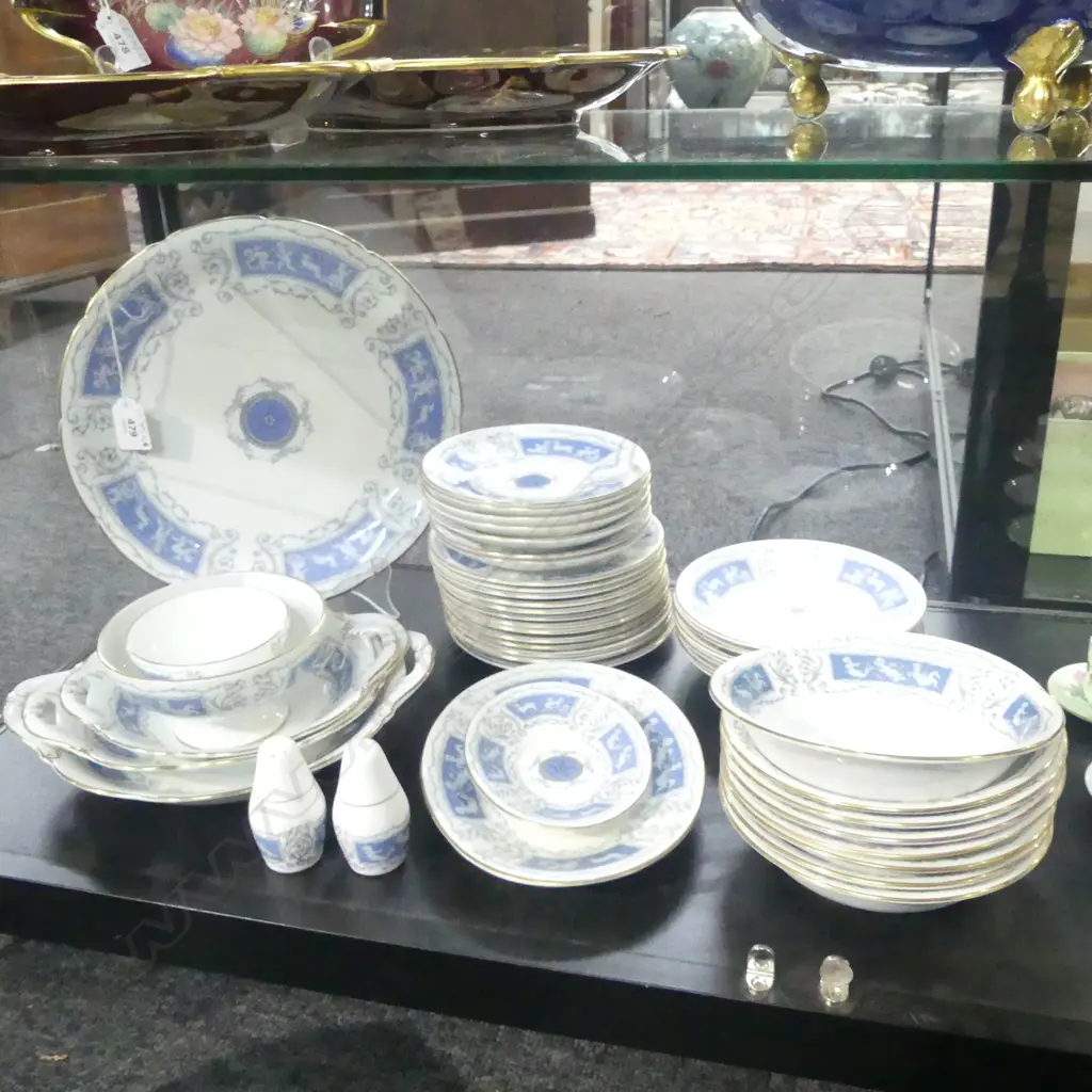 PART COALPORT SERVICE REVELRY PAT  APROX 45PCS  Image 1++