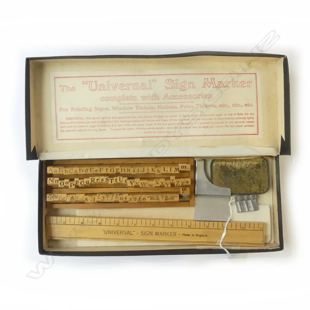 VINTAGE ‘THE UNIVERSAL SIGN MARKER’ PRINT SET IN BOX 1950’S, L.330MM Image 1++
