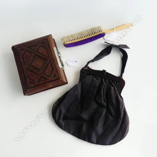 HAND BAG, BRUSH, VICTORIAN PHOTO ALBUM (EMPTY)