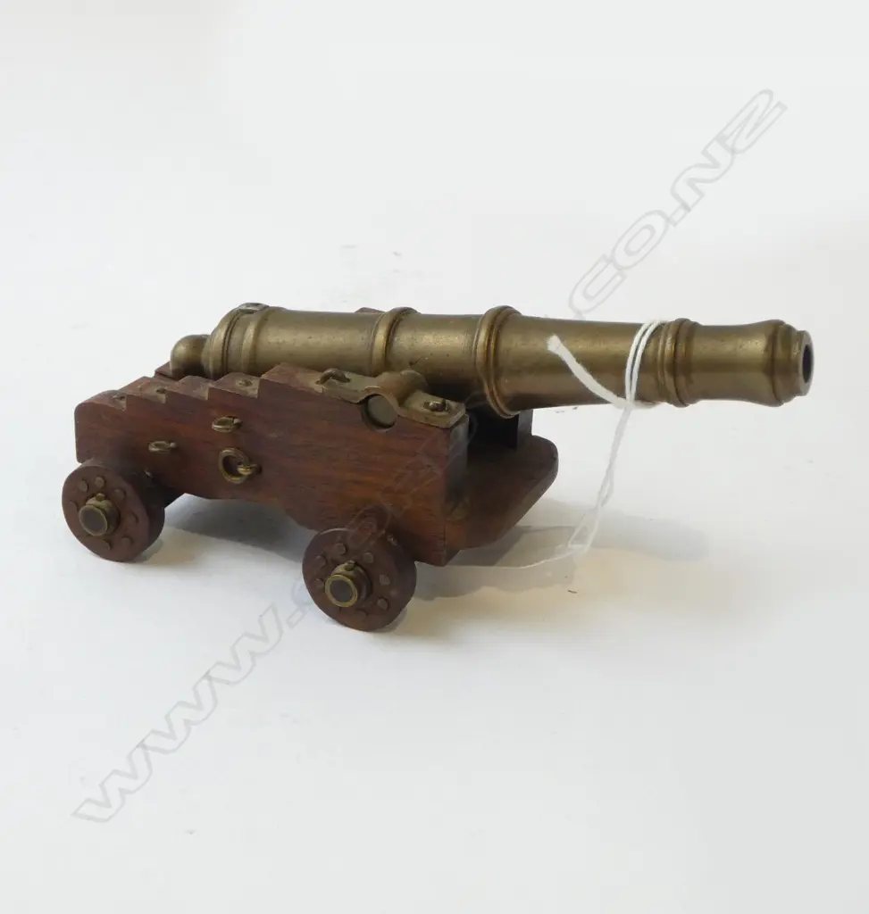 VINTAGE MODEL BRONZE CANON on mahogany stepped cart Image 1++