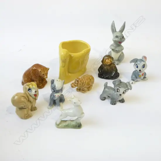 9 WADE WIMSIES + EGG CUP